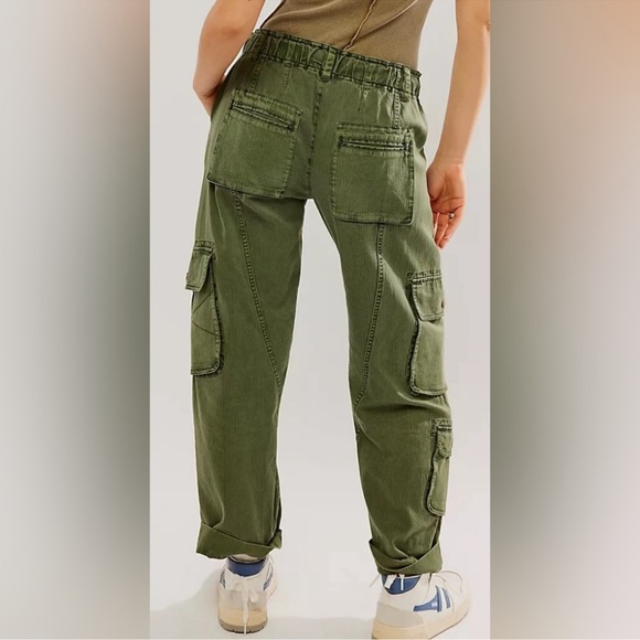 NWT Free People Tahiti Cargo Pants Medium - Picture 2 of 6